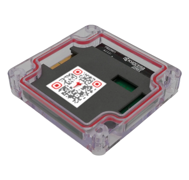 trapper_helper_top_case_with_qr_code.webp